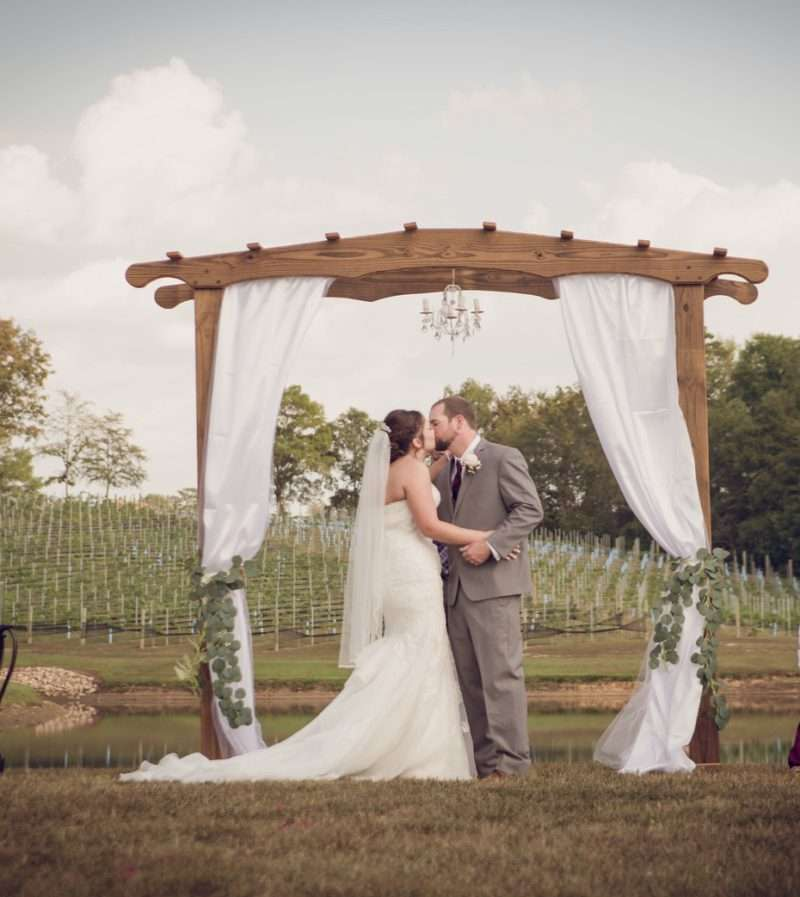 Tunnel Creek wedding moment