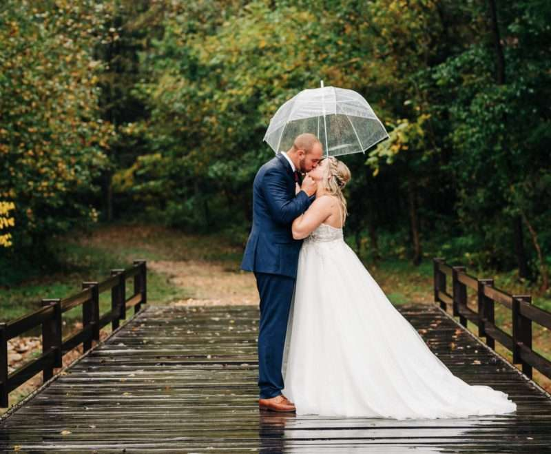 Tunnel Creek wedding moment